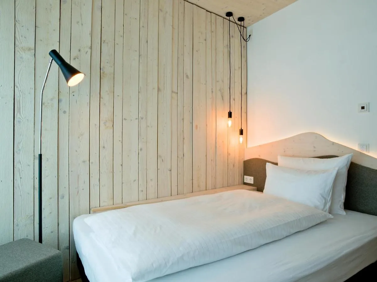 Naturhotel & Chalets Euler Нойшёнау Отель